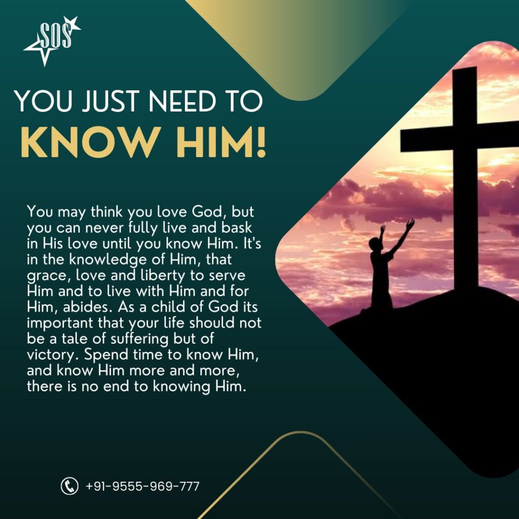 Christian man praying before the cross at sunset, symbolizing knowing God and growing spiritually.